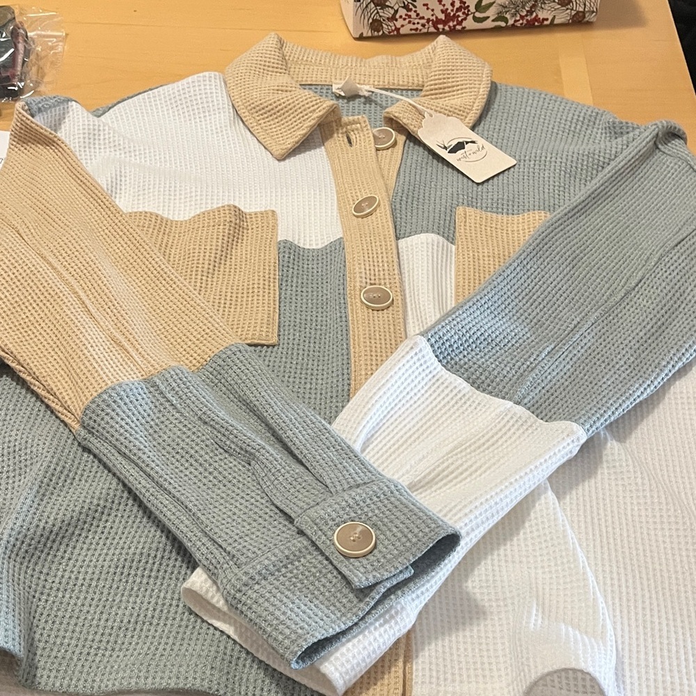 Elegant Colorblock Button-Up Cardigan